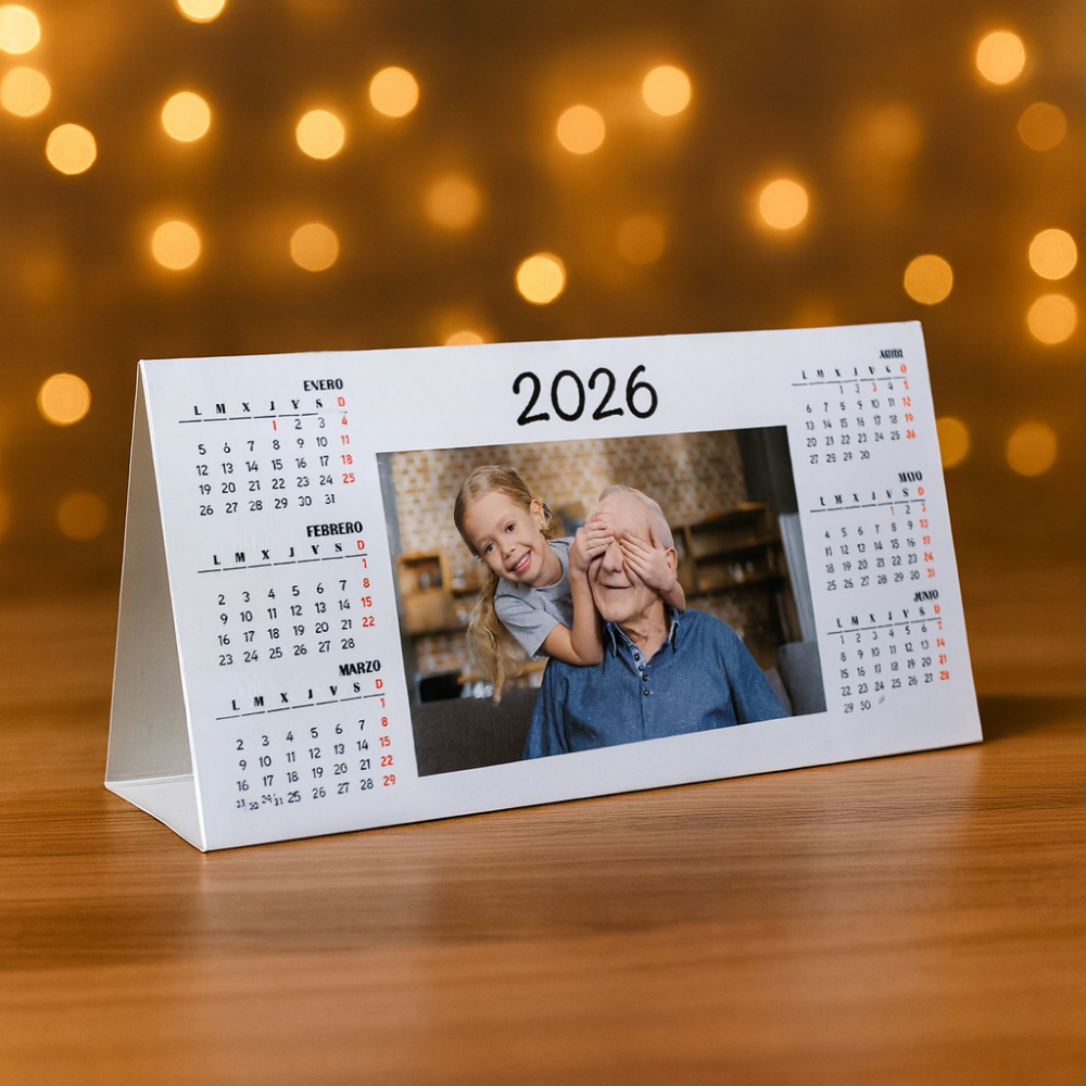 Calendario sobremesa triangular